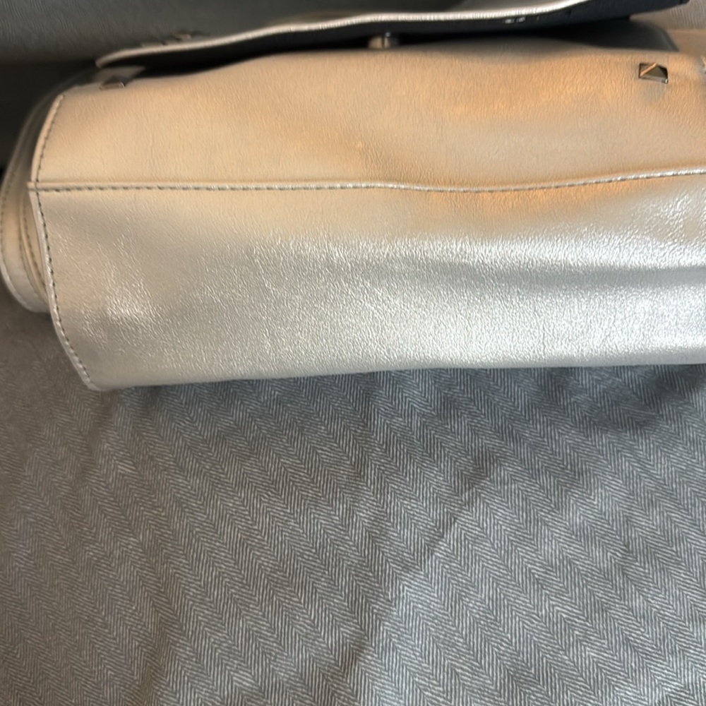 Y2K Bongo Silver Studded purse - Picture 2 of 5